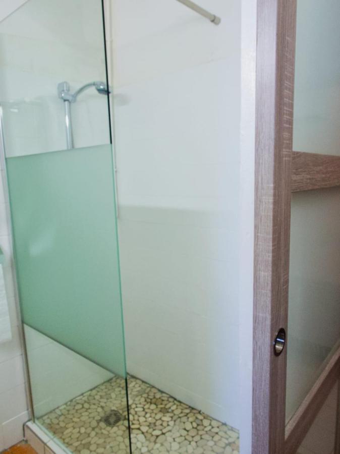 Lakay Sonson Apartment เลส์ อองซ์-ดิอาร์เลส ภายนอก รูปภาพ